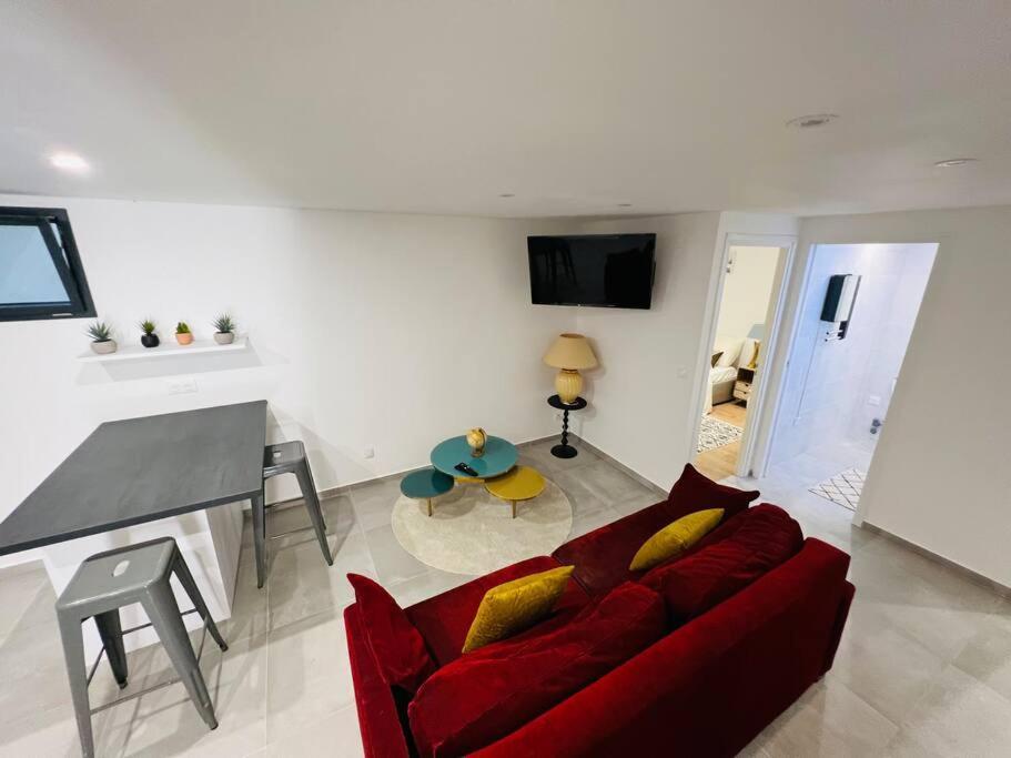 Design Entier Neuf A Paris Apartment Gentilly