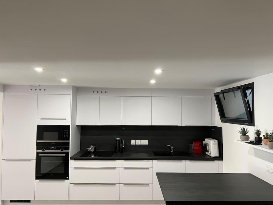 Design Entier Neuf A Paris * Gentilly
