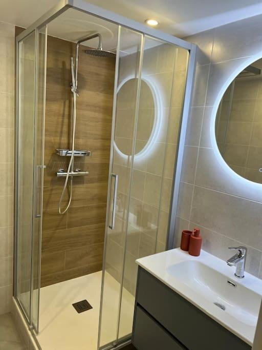 Design Entier Neuf A Paris Gentilly